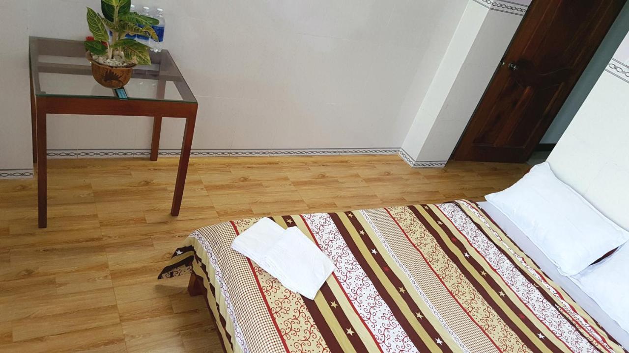 Phat Dat Hotel Quang Ngai Bagian luar foto